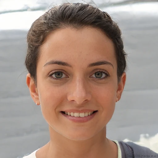 Oana L.
