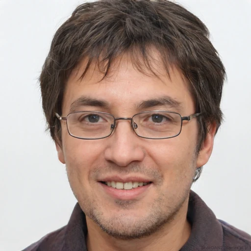 Ștefan E.
